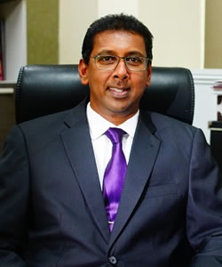 Dr Vijay